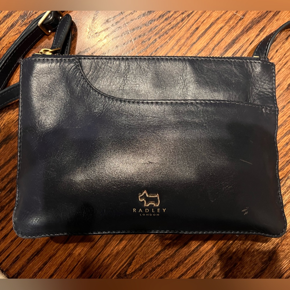 EUC Radley London crossbody